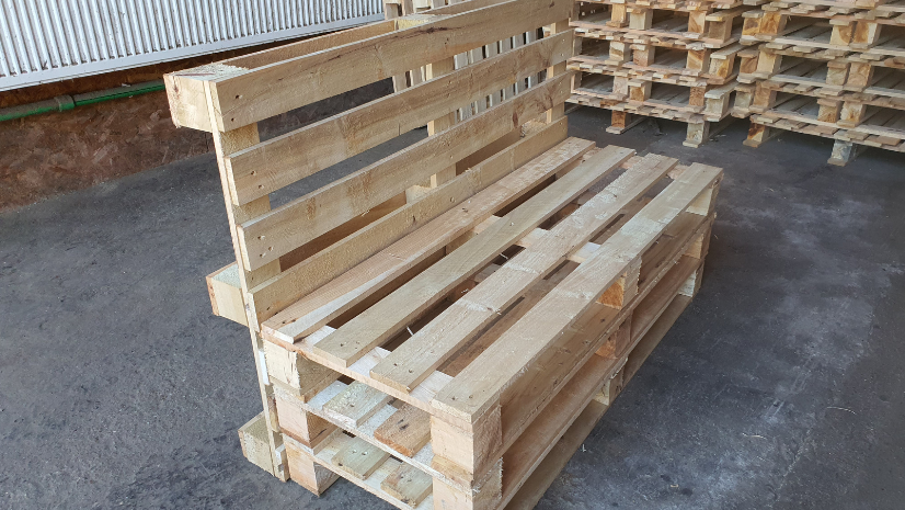 banca din paleti moutardi